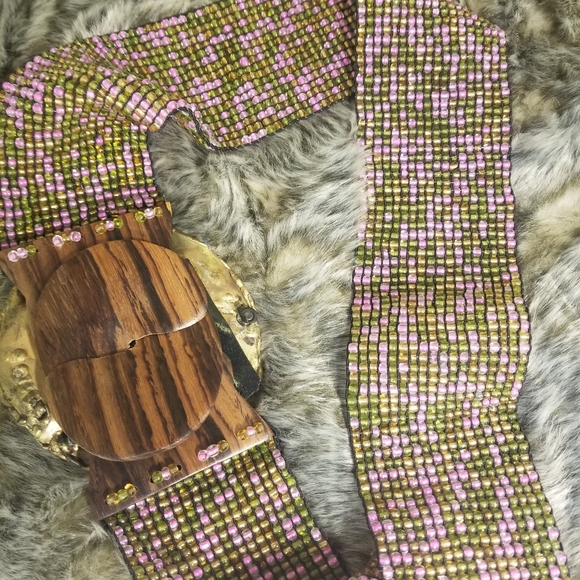 Vintage 80s Amathyst encrusted hand beaded belt - Picture 5 of 5